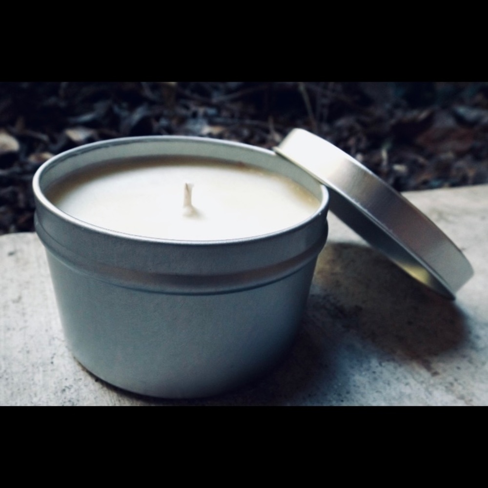 8 oz peppermint candle